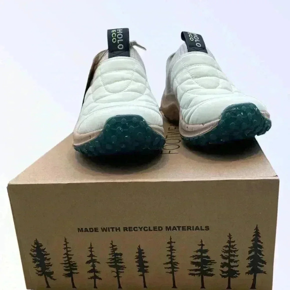 Holo Women’s Credimus Slip-On.  Size 6. Vanilla Ice. NEW With Tags. - Picture 8 of 8